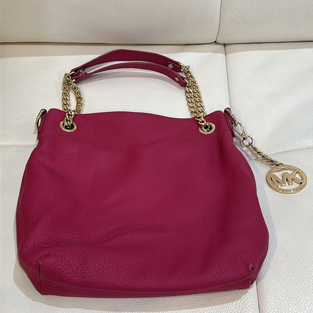 Michael Kors Women's Jet Set Genuine Lether Lain
Shoulder Bag Red/ Rose Pink - Picture 6 of 17
